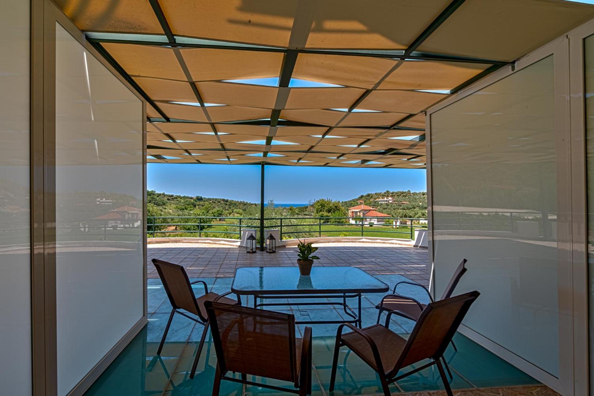 Anilio Plaza Zacharo Quarto foto