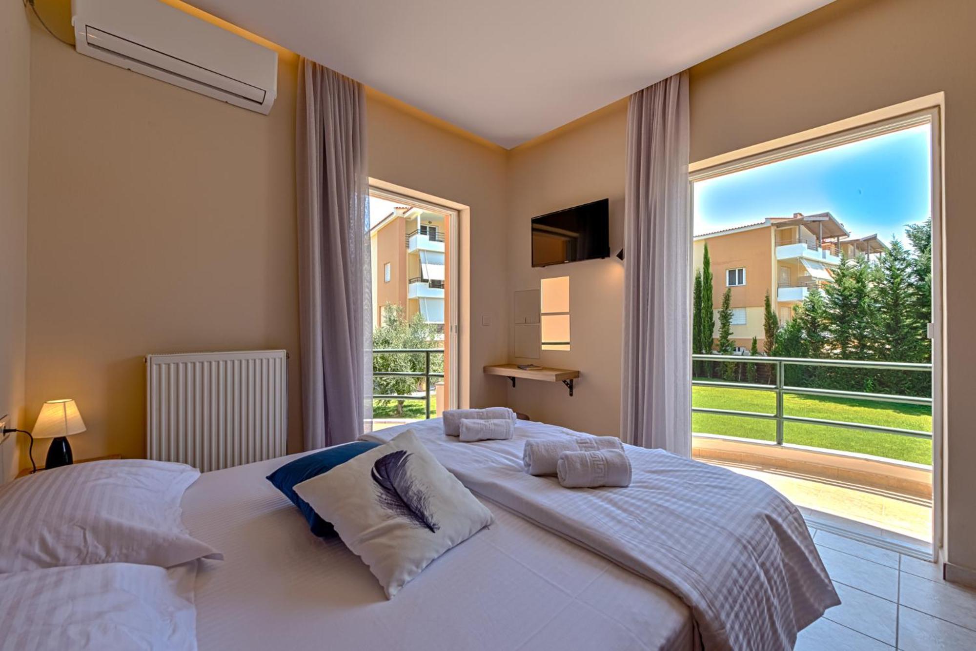 Anilio Plaza Zacharo Quarto foto